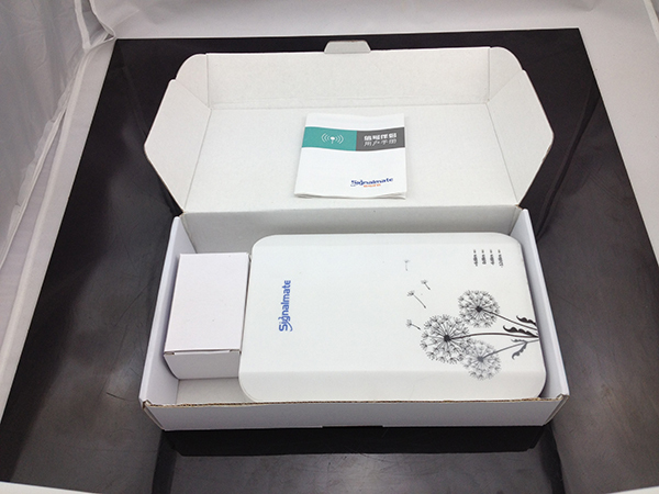 NEW 3G Signal Repeater WCDMA 2100Mhz 55db Gain Built in Antennas UMTS 2100 Signal Booster 3G Cell Phone Signal Amplifier