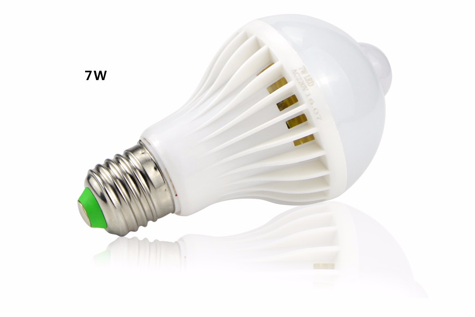 Smart LED ball Bulb E27 5W 7W 9W Emergency Light PIR Motion Sensor LED Night light Lamp for Outdoor Indicators Light Flashlight